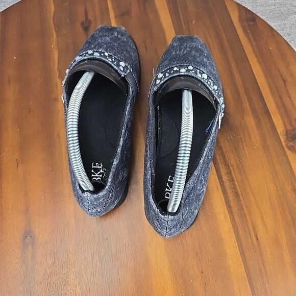 BKE Womens Shoes Slip On Flats Denim Look Embellished Rhinestone Size 8 - Picture 10 of 12